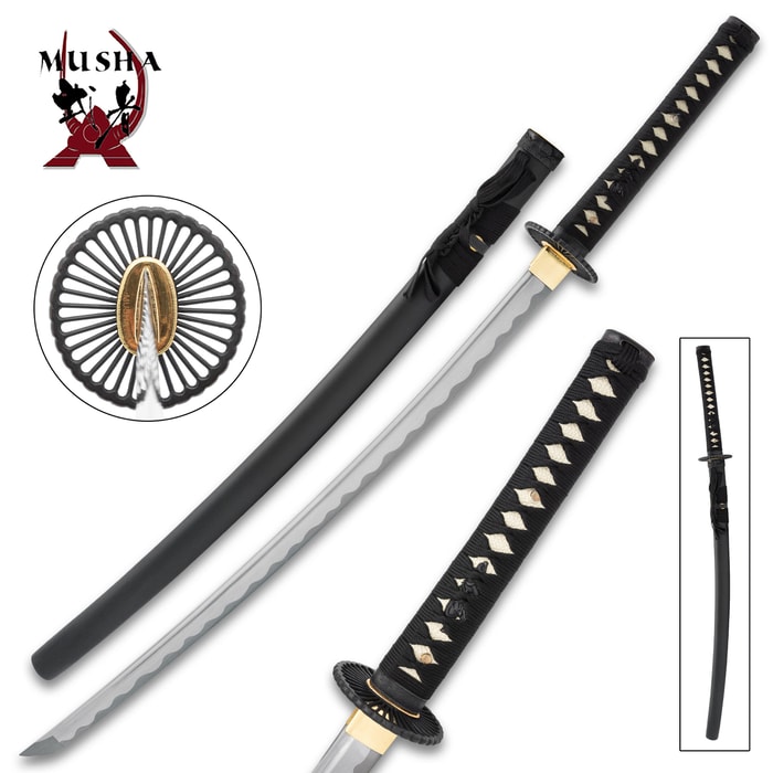 The Musha Hand-Forged Cakraratna Katana has a 1045 high carbon steel blade