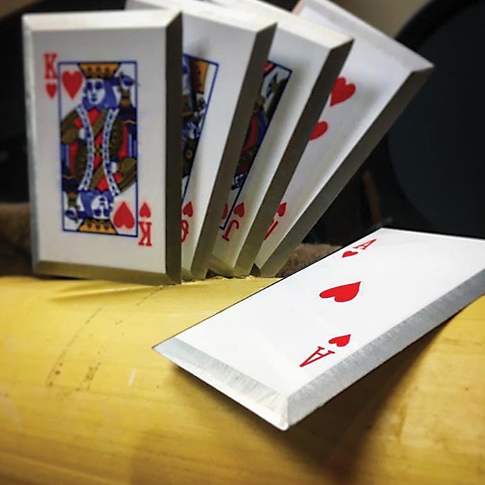 Royal Flush Throwing Card Set Of Five