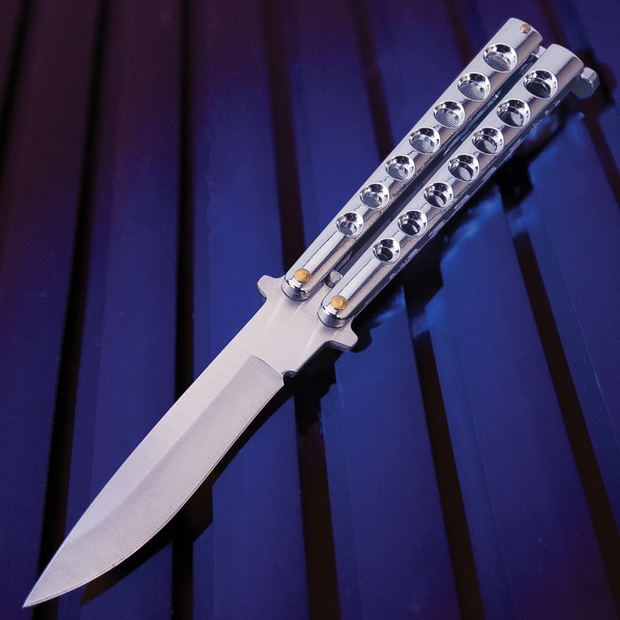 The Silver Streak Butterfly Knife has a 4” stainless steel blade with satin finish and skeletonized steel handle.