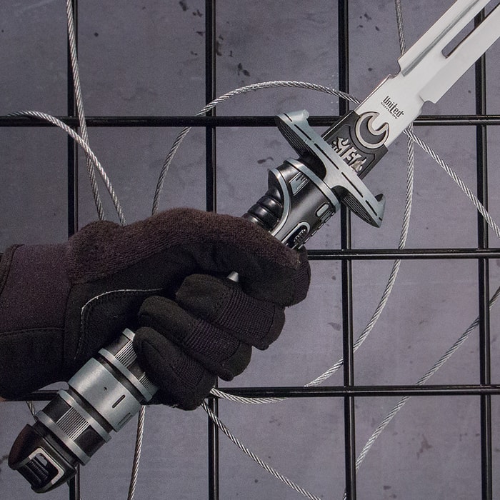 United Cutlery Futuristic Samurai Sword (Futuristic Katana) - BUDK.com