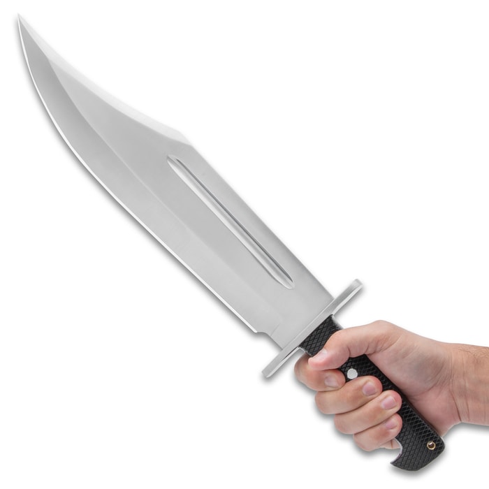 Why You Should NOT Buy The Blatant Knife 