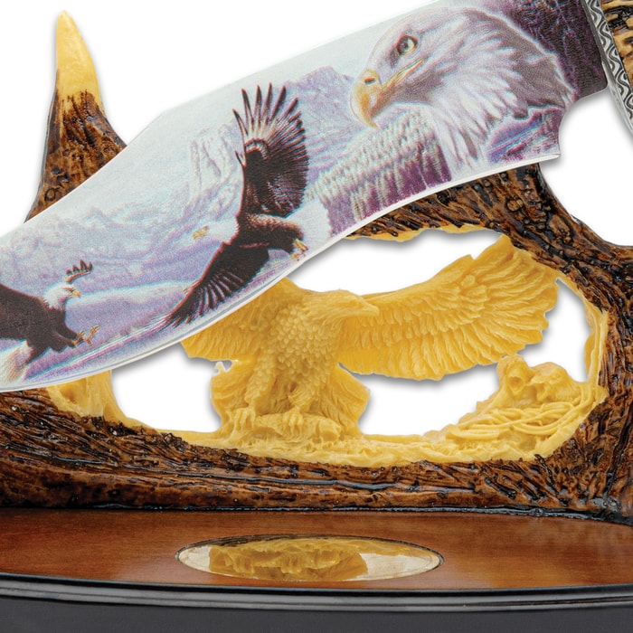 SOARING EAGLE BOWIE KNIFE