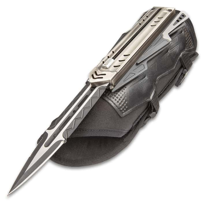 The Enforcer Tactical Gauntlet & Throwing Knives - BUDK.com