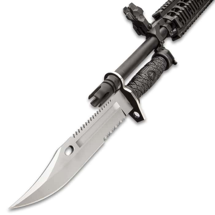 Bayonet Knife And Sheath Stainless Steel Blade,