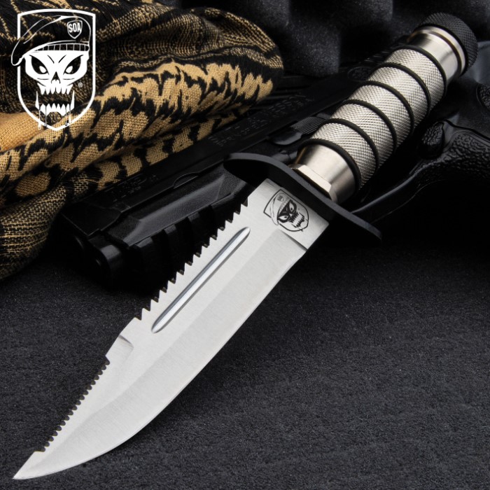 ONE SHOT ONE KILL® Survival Master Knife With Slingshot Sheath – Stainless  Steel Blade, Steel Handle, Survival Kit, Integrated Compass – Length 13 3/4”