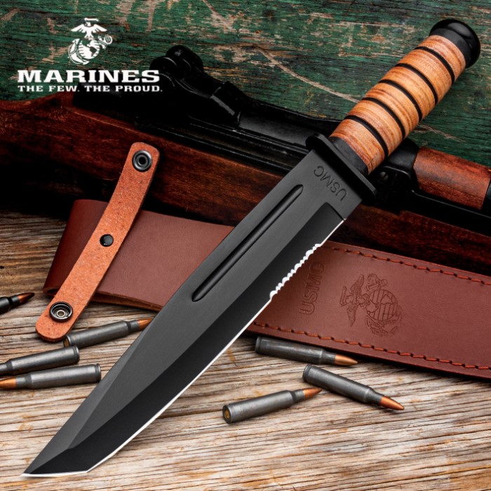 USMC Combat Ready Kit Includes Bowie, Tanto