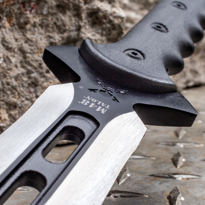 AntiPersonnel Tactical Riot Spear w/ Sheath True Swords